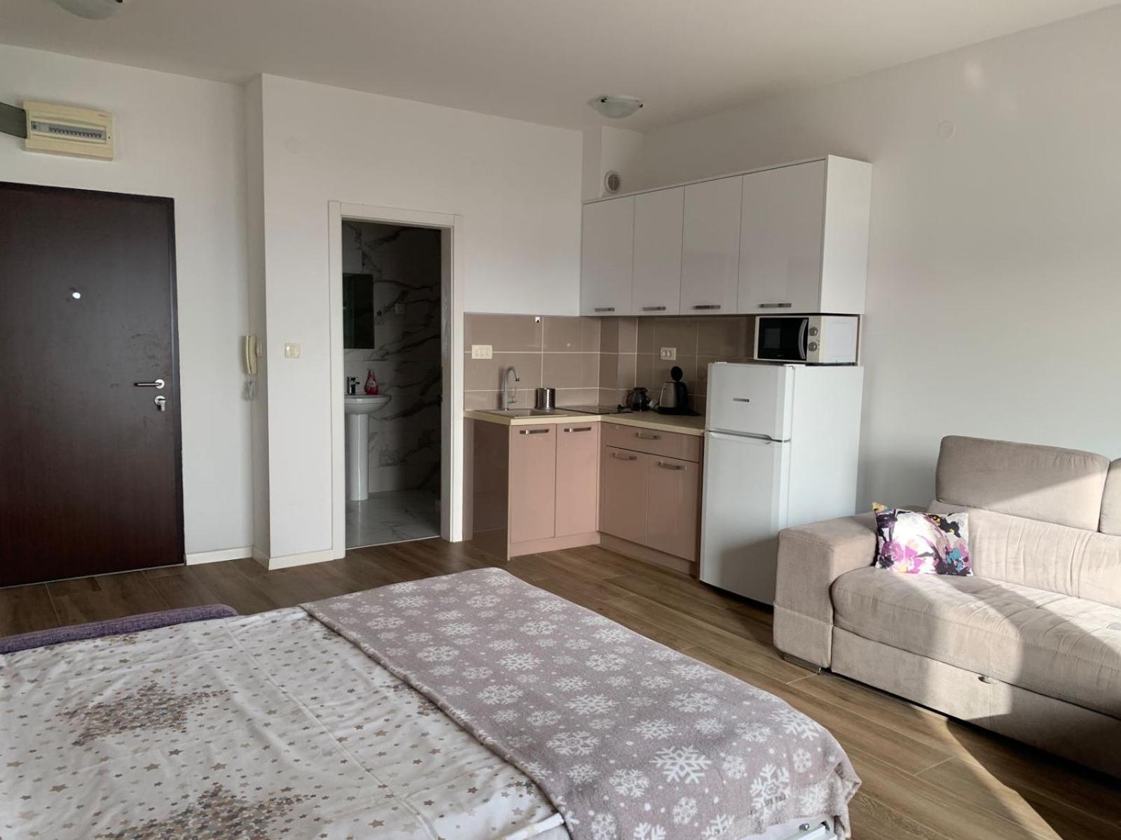 Apartments Gc 3 Rafajlovići Extérieur photo